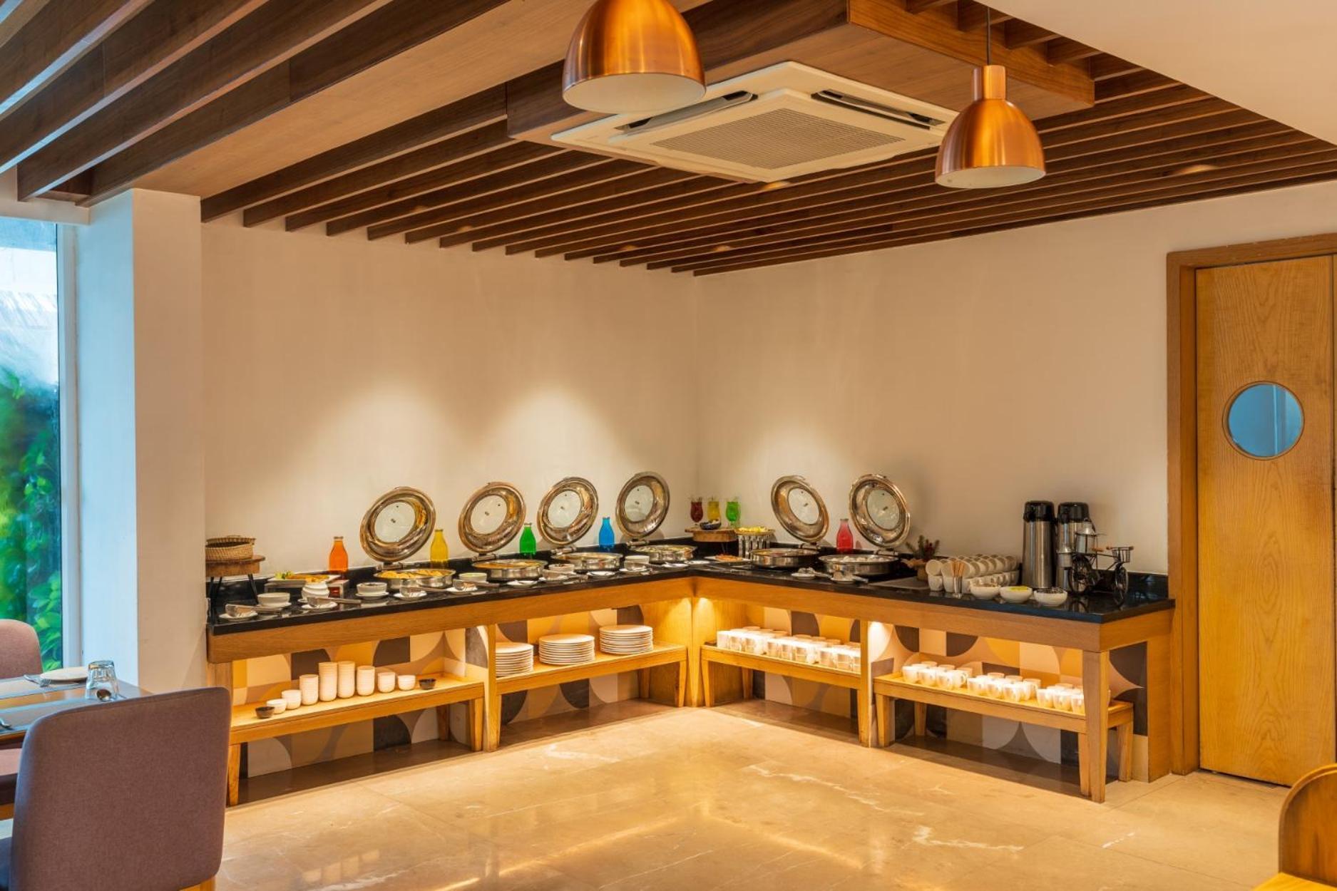 De Mandarin Hotel Goa 칸돌림 외부 사진