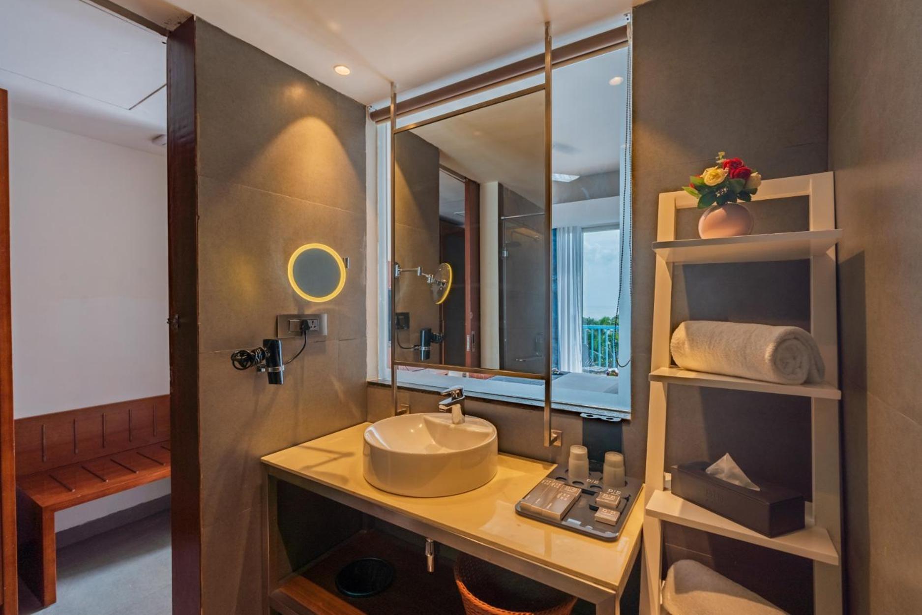 De Mandarin Hotel Goa 칸돌림 외부 사진