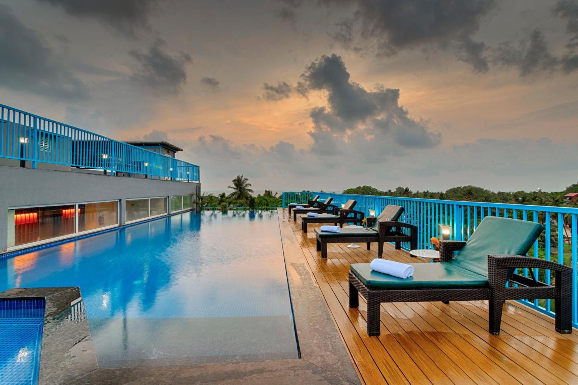 De Mandarin Hotel Goa 칸돌림 외부 사진